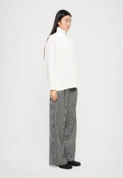 BORGIA - Jumper - Ecru -The LBD Shop fe0185ab1c5641ac9c1c5dbbdfc54eed