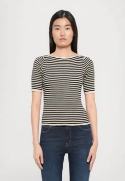 WASER - Long Sleeved Top - Beige