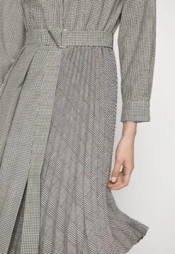 Cabiria - Day Dress 13 Cabiria - Day Dress -The LBD Shop ffd37ae35b67417d9eecdddddf4edef7